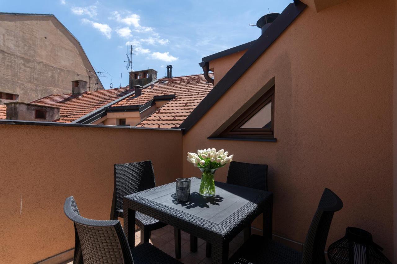 Bohemian Dreams Apartments And Suites Praga Exterior foto